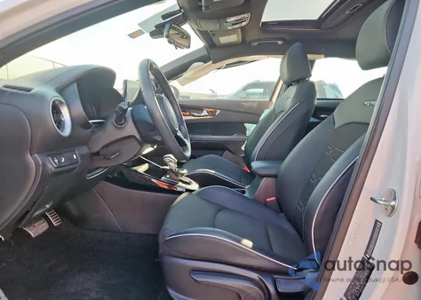 2024 Kia Forte Gt Line z USA, uszkodzony, nr VIN 3KPF54AD9RE698875